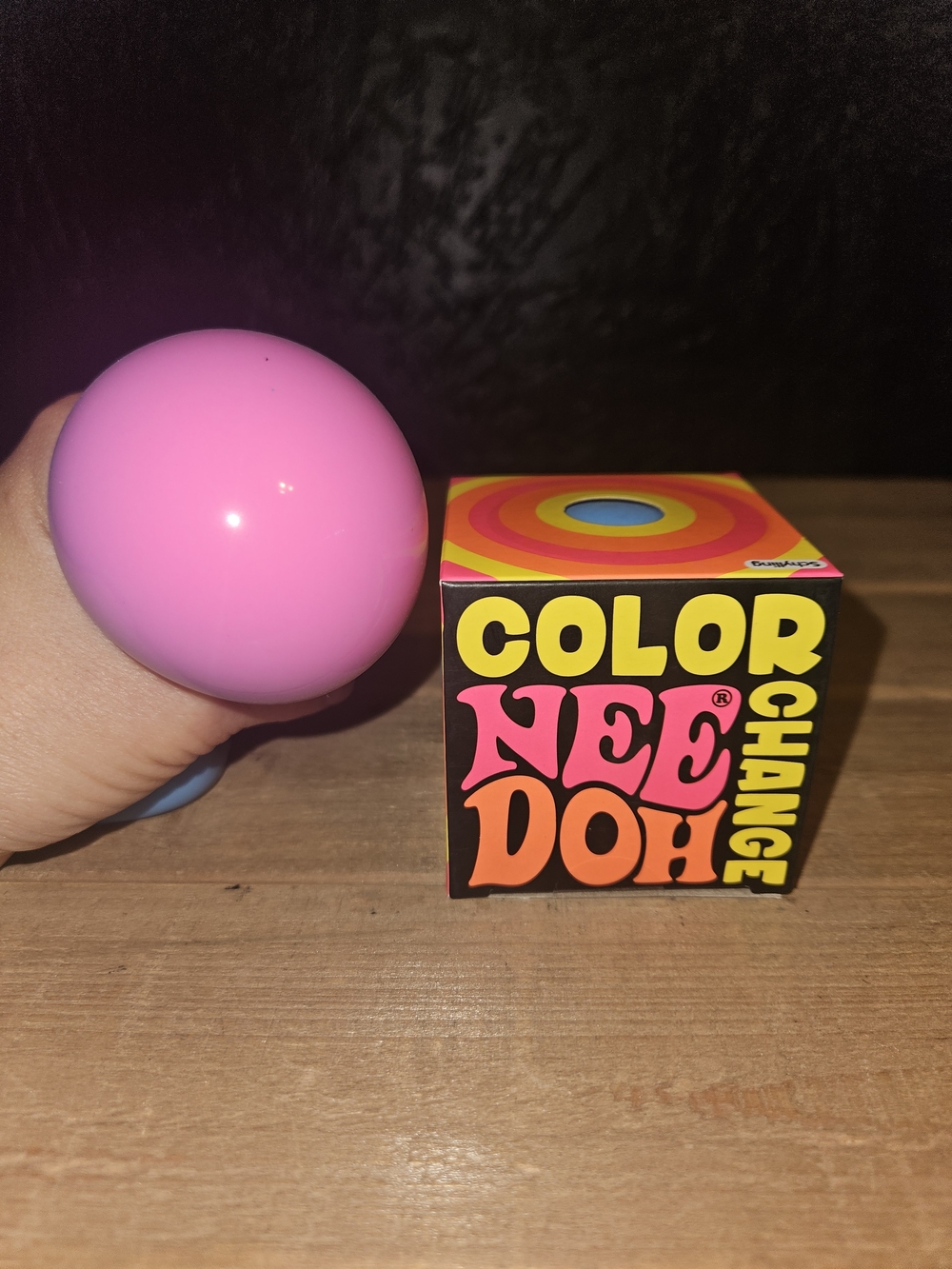 BLUE ➡️ PINK Color Change Needoh